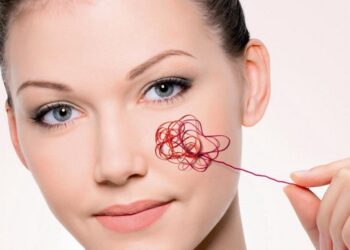 Veido raudonis ir išryškėjusios kraujagyslės: ką daryti?