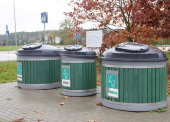 Įprasti šiukšlių konteineriai kurorto gyventojams – jau senai pamiršta atgyvena