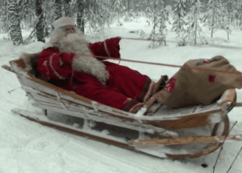 Senis Kalėda nedalijo daiktinių dovanų