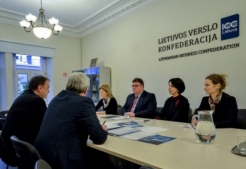 L.Linkevičiaus susitikimas su  Lietuvos verslo konfederacijos vadovais: bendradarbiausime toliau