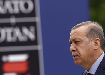 Turkijos narystė NATO galėtų būti sustabdyta