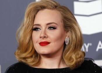 Anglijos atlikėja ir dainų autorė Adele Naujojoje Zelandijoje: „Mt. Smart“ stadione pridėta papildomų vietų patenkinti gerbėjų poreikiams