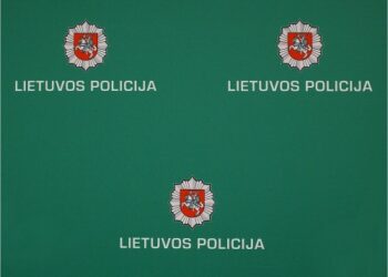 Vilniaus ir Alytaus policijos Imuniteto pareigūnai identiškomis aplinkybėmis sulaikė 5 kyšininkavimu įtariamus pareigūnus