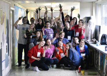 „Jaunojo pedagogo akademija“ kviečia moksleivius „pasimatuoti“ pedagogo profesiją