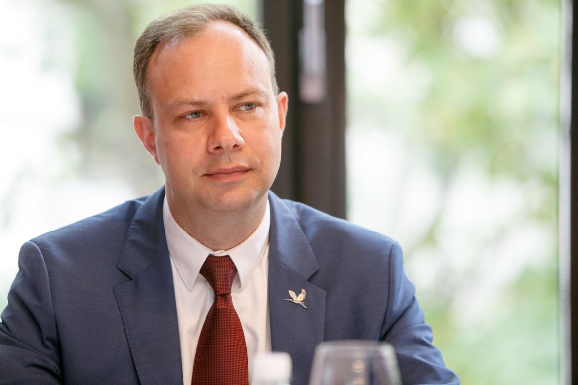 Ministras A. Veryga: „Mažesnės vaistų kainos – jau realybė“