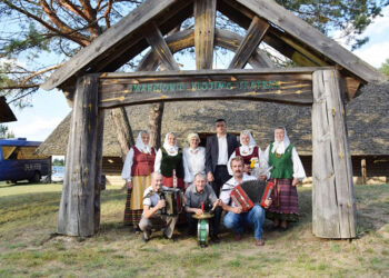 Margionių klojimo teatras sukvietė į tradicinę „Citnaginę“