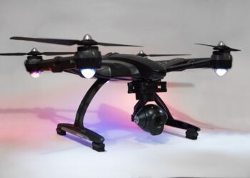 Prieš bepiločius orlaivius pasieniečiai galės naudoti spec. priemones ir ginklus