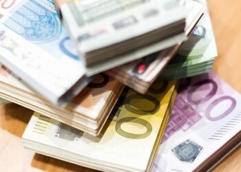 Ekspertai ieškos būdų, kaip Lietuvos ekonomiką padaryti teisingesne