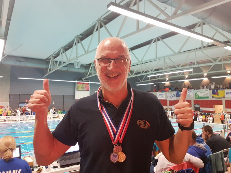 Sėkmingi Alytaus plaukimo veterano startai Europos baseinuose