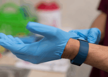 Vienkartinės pirštinės: lateksinės, nitrilinės, vinilinės. Kaip išsirinkti tinkamas?