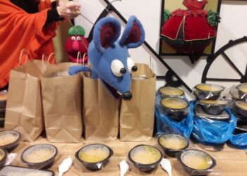 Kaip vienos įmonės pietūs menininkams tapo atrama veikti maitinimo įstaigai ir keliolikai smulkiųjų tiekėjų