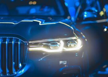 automobilio žibintai