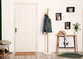 Prieškambario interjeras: kaip originaliai dekoruoti?