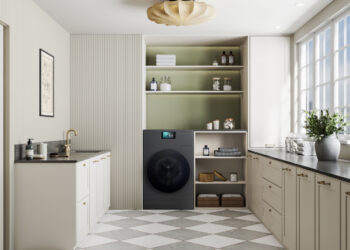 4 praktiški interjero dizainerės sprendimai, kurie padės optimizuoti mažą vonios kambarį