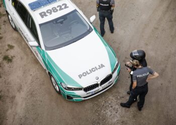 Policija
