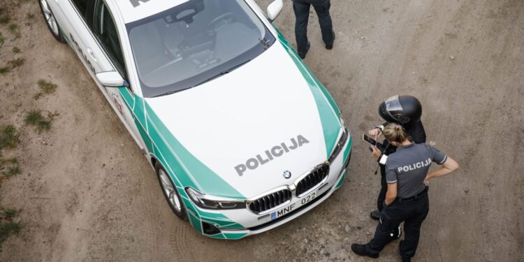 Policija