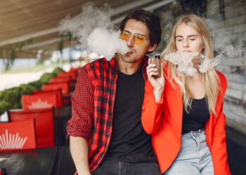 Toksikologas: „Lietuvos 15 metų amžiaus vaikai garina daugiausiai visoje Europoje“