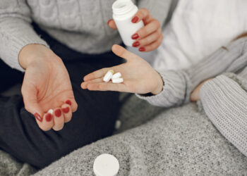 Jau kitą savaitę vaistinės pradės išduoti gyventojams kalio jodido tabletes