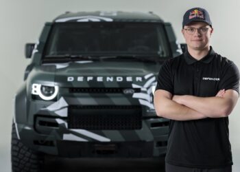 „Defender“ pasirašė sutartį su lietuviu Roku Baciuška Dakaro raliui