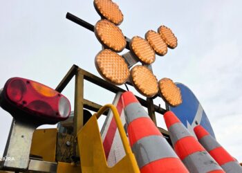 Ne tik duobės: ką vasarą dirba kelininkai?