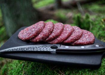 Trys paprastos taisyklės, kurios padės ant kepsninės pagaminti nepamirštamą patiekalą