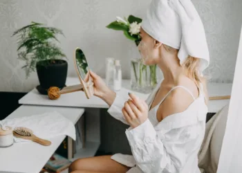 Rudens sezonas: ką verta žinoti apie grožio rutiną ir makiažo tendencijas